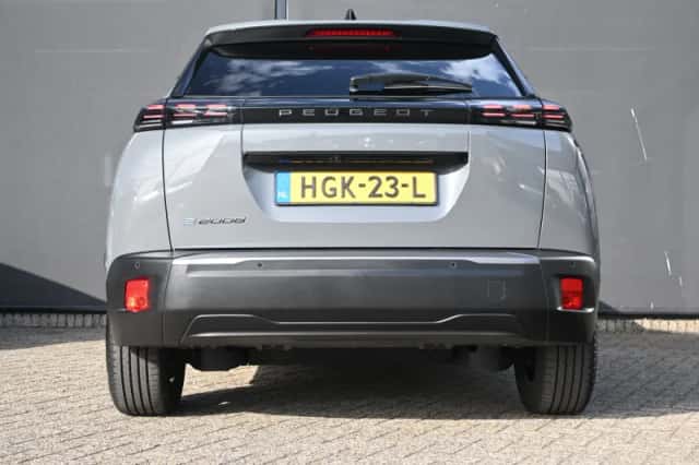 Peugeot e-2008 (2025) thumbnail 6