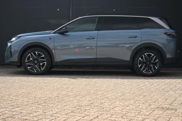 Peugeot 5008 (2026) thumbnail 3
