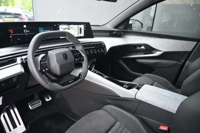Peugeot 5008 (2026) thumbnail 6
