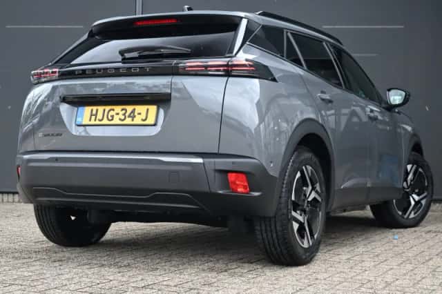 Peugeot e-2008 (2025) thumbnail 4
