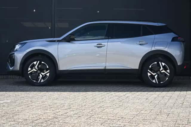 Peugeot e-2008 (2025) thumbnail 6