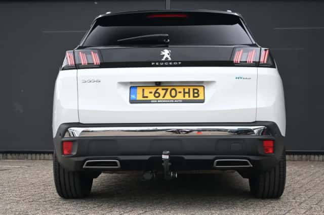 Peugeot 3008 (2021) thumbnail 5