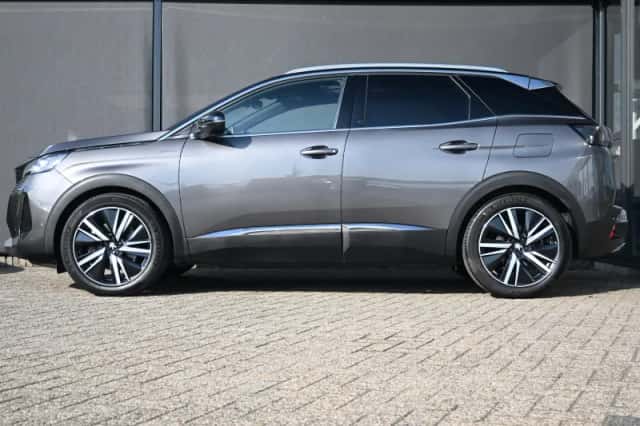 Peugeot 3008 (2021) thumbnail 3