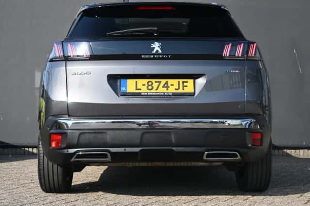 Peugeot 3008 (2021) thumbnail 5