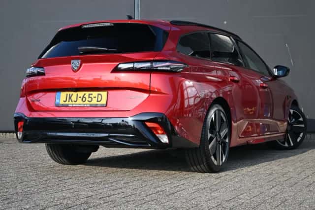 Peugeot 308 (2025) thumbnail 3
