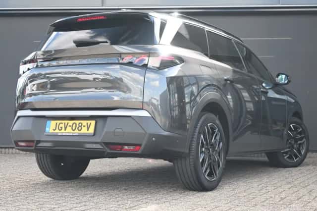 Peugeot 5008 (2025) thumbnail 2