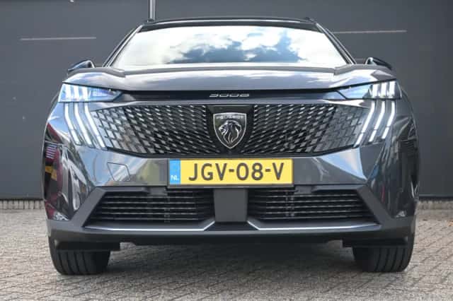 Peugeot 5008 (2025) thumbnail 4