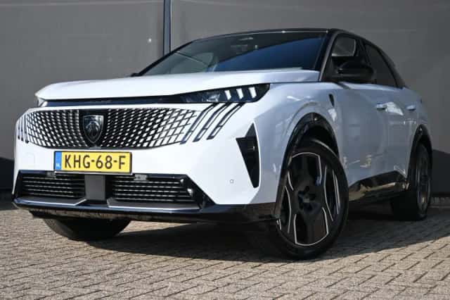 Peugeot e-3008 (2026) thumbnail 1