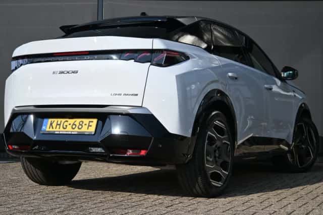 Peugeot e-3008 (2026) thumbnail 3