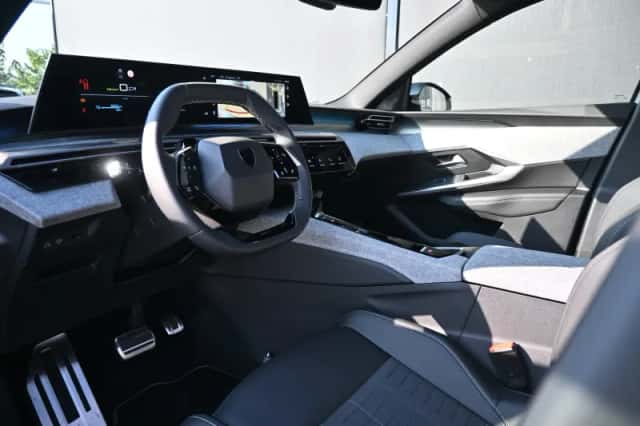 Peugeot e-3008 (2026) thumbnail 6
