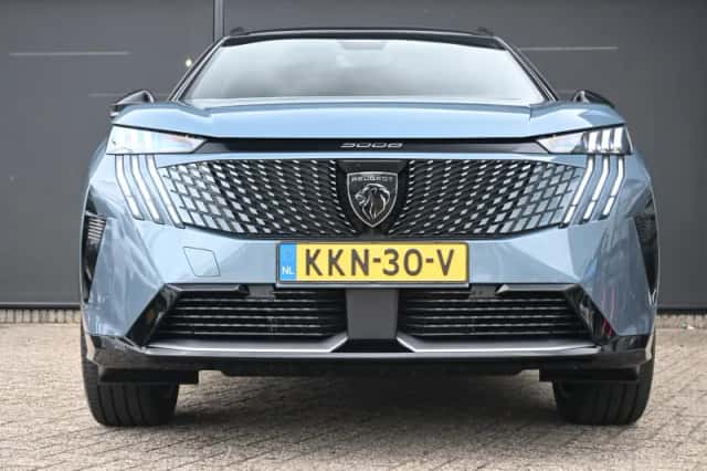Peugeot E-5008 (2026) thumbnail 2
