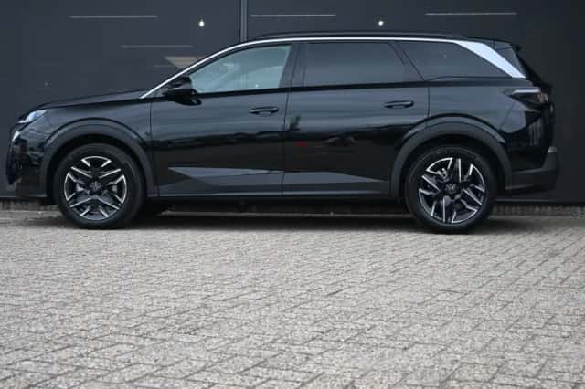 Peugeot 5008 (2025) thumbnail 3