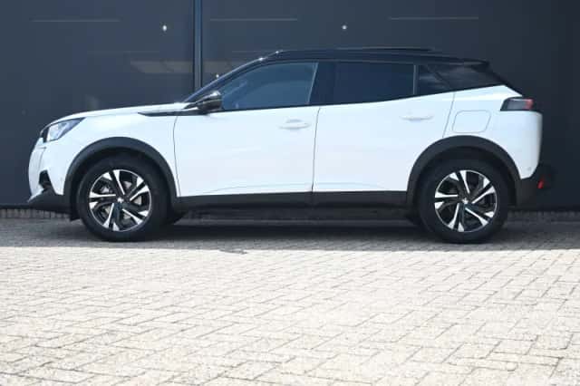 Peugeot e-2008 (2021) thumbnail 6