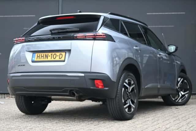 Peugeot 2008 (2025) thumbnail 2