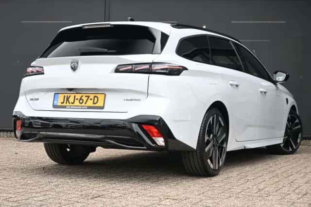 Peugeot 308 (2025) thumbnail 2