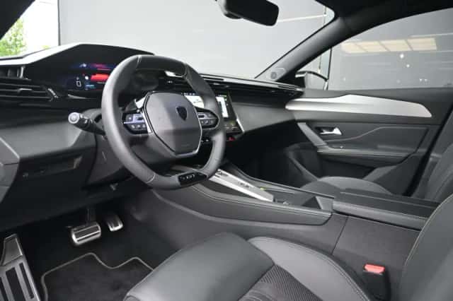 Peugeot 308 (2025) thumbnail 6
