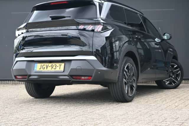 Peugeot 5008 (2025) thumbnail 3