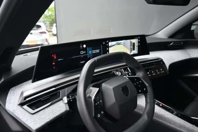 Peugeot 5008 (2025) thumbnail 6