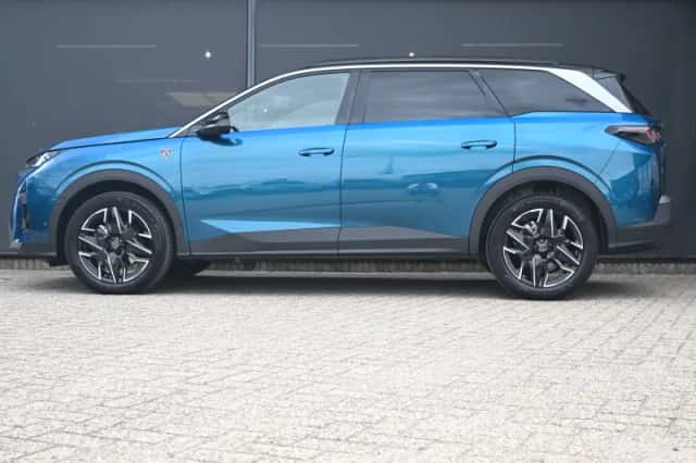Peugeot 5008 (2025) thumbnail 3