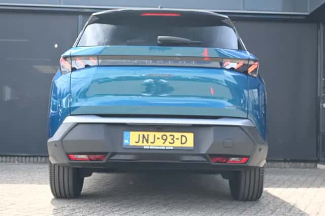 Peugeot 5008 (2025) thumbnail 5