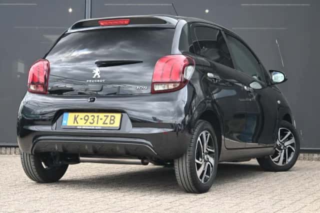 Peugeot 108 (2021) thumbnail 2