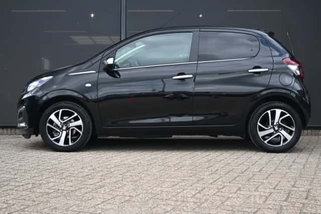 Peugeot 108 (2021) thumbnail 3