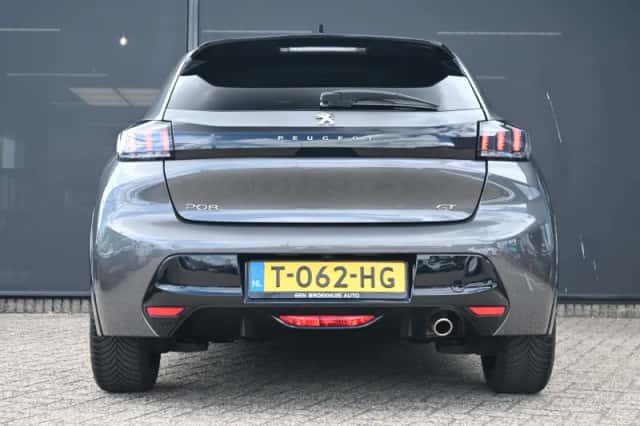Peugeot 208 (2023) thumbnail 5