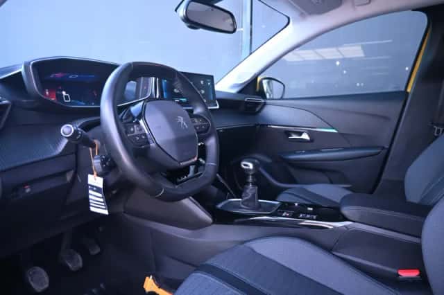 Peugeot 208 (2021) thumbnail 6