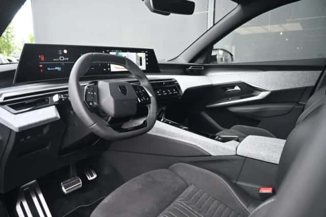 Peugeot e-3008 (2026) thumbnail 6