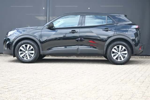 Peugeot 2008 (2021) thumbnail 3