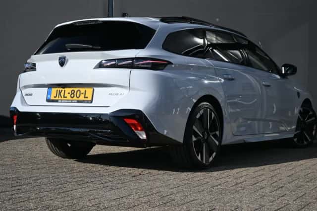 Peugeot 308 (2025) thumbnail 2