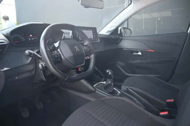Peugeot 208 (2020) thumbnail 6