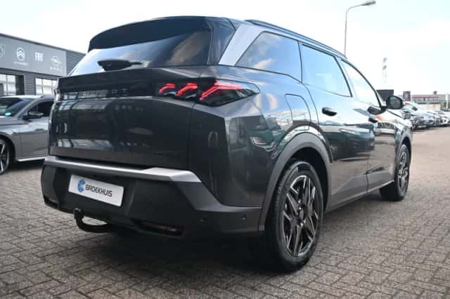 Peugeot 5008 (2026) thumbnail 3