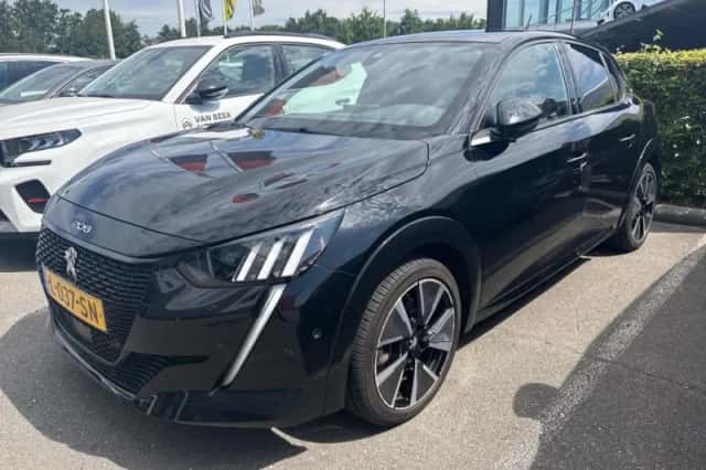 Peugeot e-208 (2021) thumbnail 1
