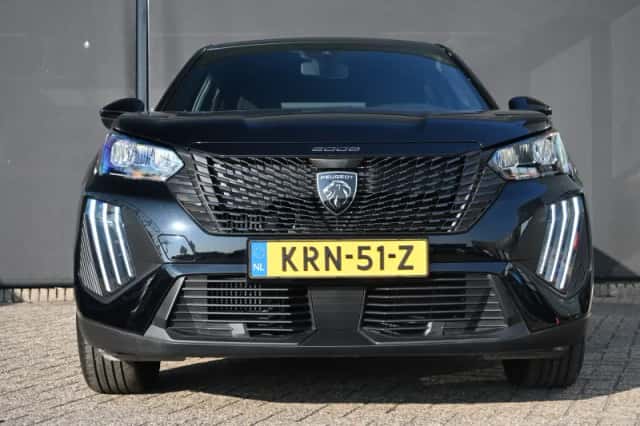 Peugeot 2008 (2025) thumbnail 4