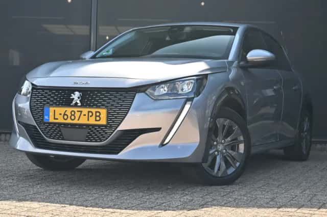 Peugeot e-208 (2021) thumbnail 1