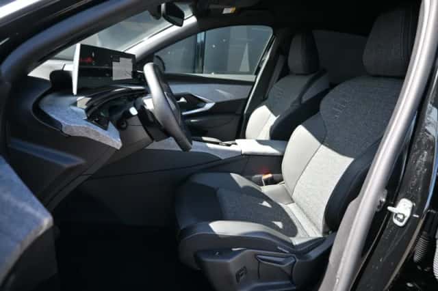 Peugeot 3008 (2025) thumbnail 6