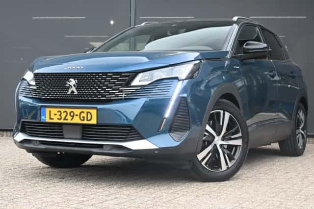 Peugeot 3008 (2021) thumbnail 1