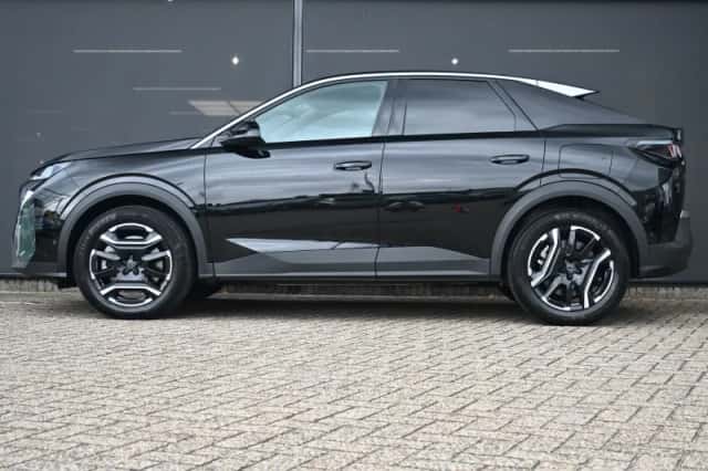 Peugeot 3008 (2025) thumbnail 3
