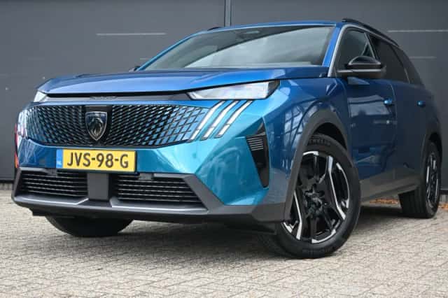 Peugeot 5008 (2026) thumbnail 1