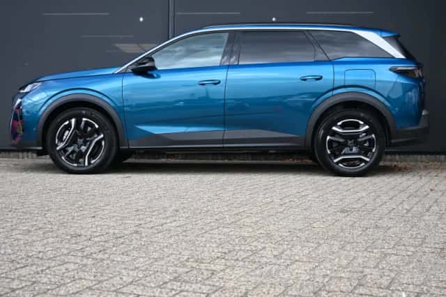 Peugeot 5008 (2026) thumbnail 3