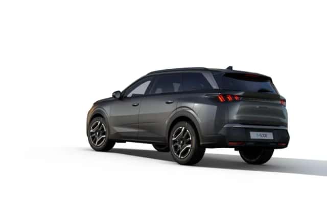 Peugeot 5008 (2025) thumbnail 4