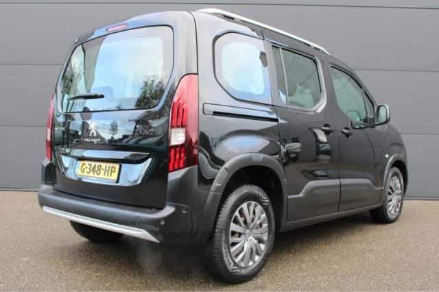 Peugeot Rifter (2019) thumbnail 2