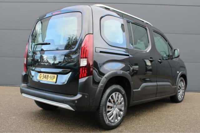 Peugeot Rifter (2019) thumbnail 3