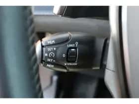 Peugeot 2008 (2021) thumbnail 16