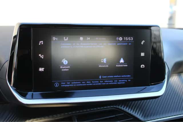 Peugeot 2008 (2021) thumbnail 19