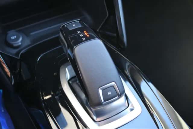 Peugeot 2008 (2021) thumbnail 21