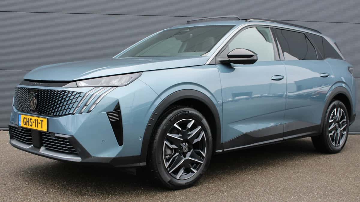 Peugeot 5008 (2024) — foto 1