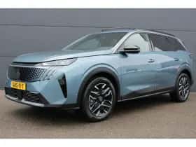 Peugeot 5008 (2024) thumbnail 1