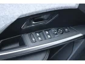 Peugeot 5008 (2024) thumbnail 19